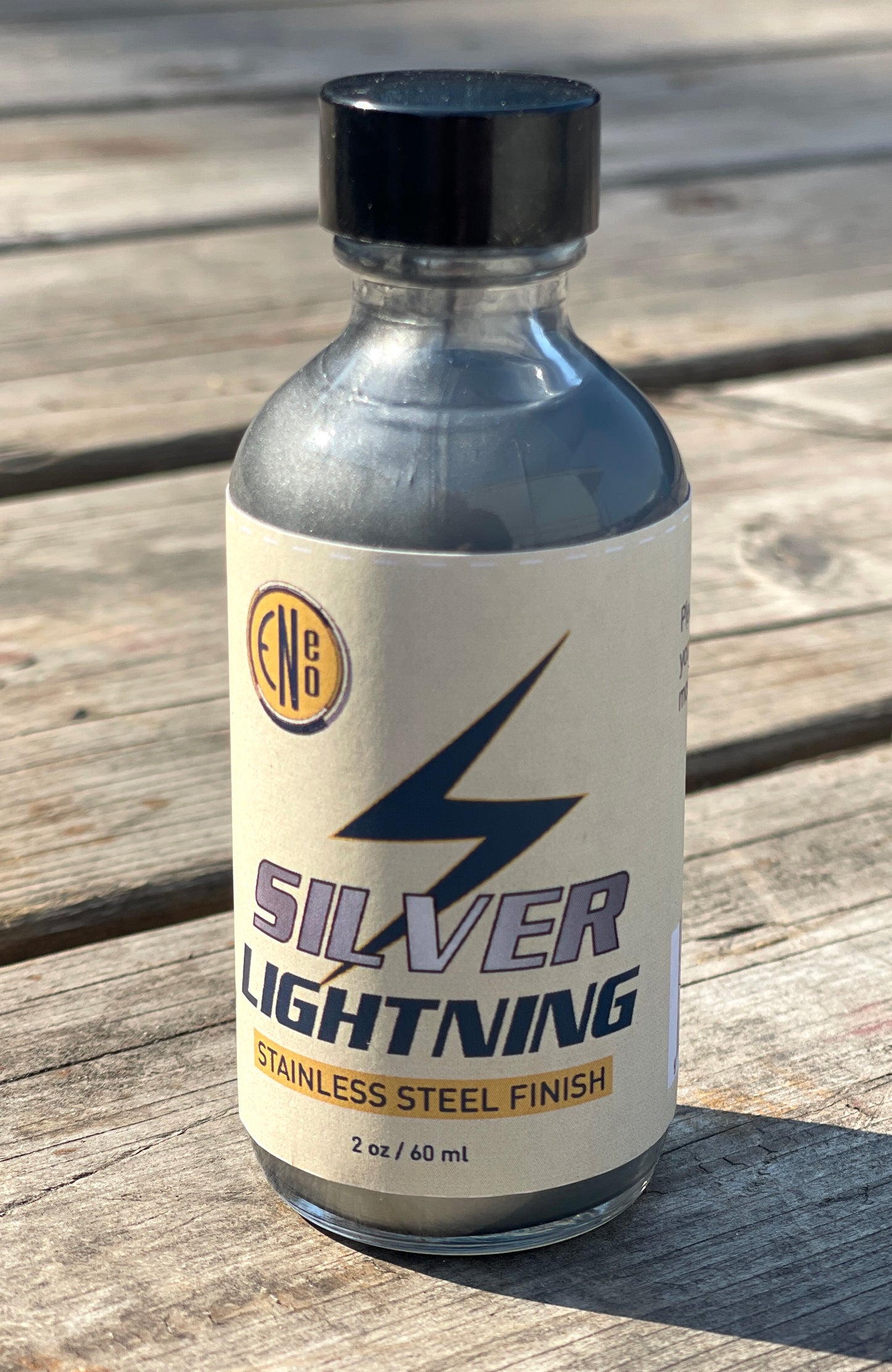 SILVER LIGHTNING - Spray over GLOSS BLACK BASE